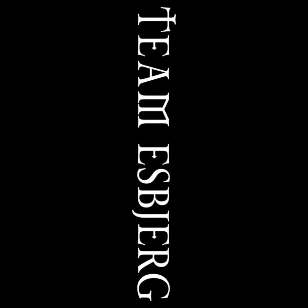 Esbjerg Kickboxing ryglogo - tekst