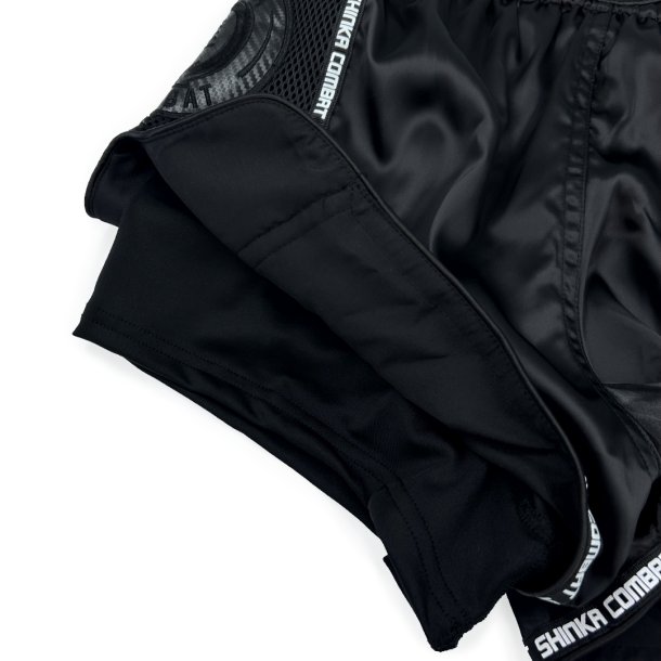 Muay Thai Shorts - Legacy 3.0 - Black