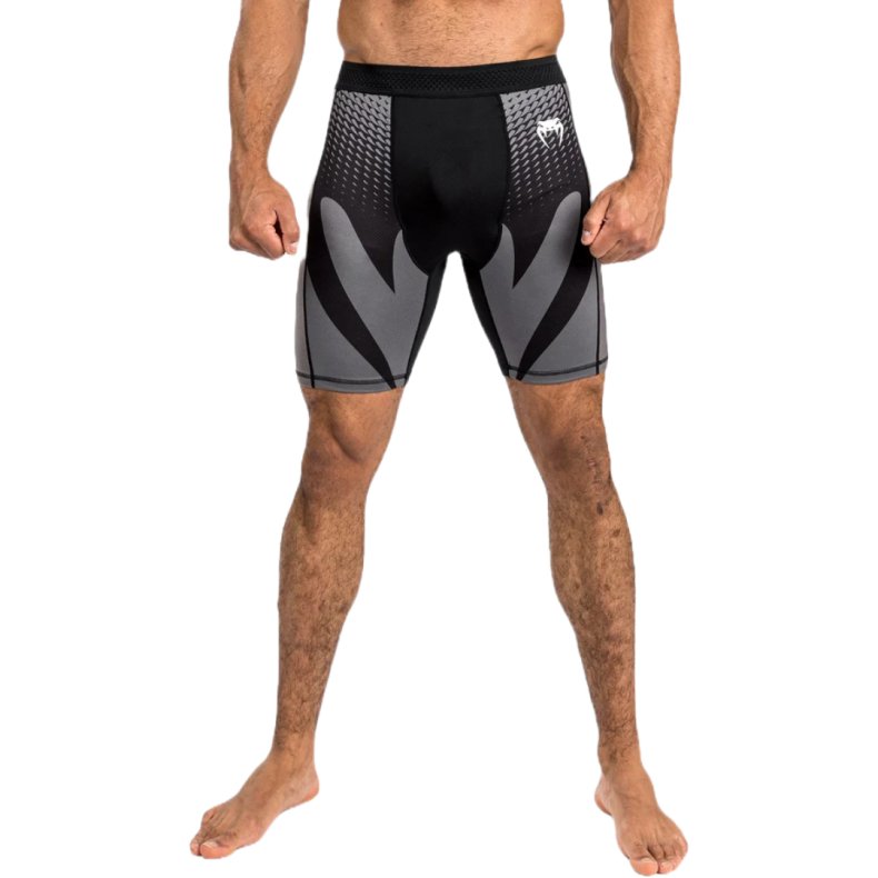 VT Shorts Attack - sort/gr�